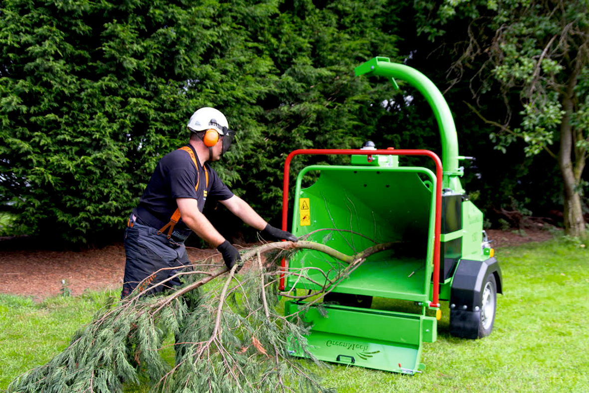 GreenMech Anhängerhäcksler Typ Arborist 130 