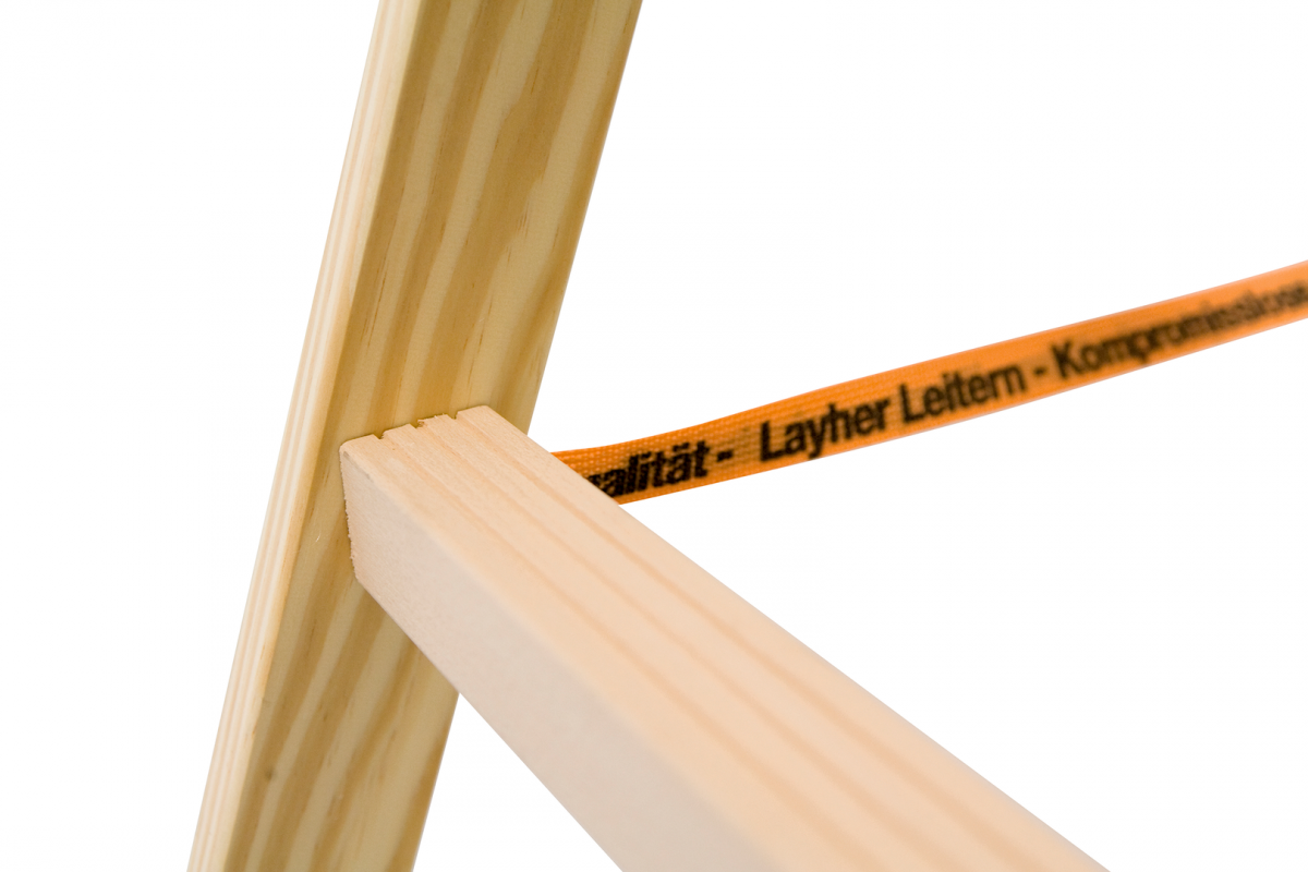 Layher Holzstehleiter 1038 
