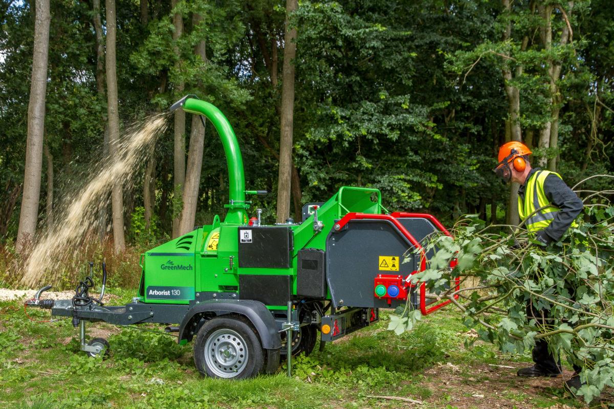 GreenMech Anhängerhäcksler Typ Arborist 130 